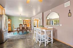 Utility room - 35091 Gueret 44e Road, La Broquerie, MB R0A0W0 Photo 11