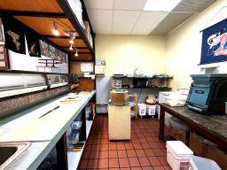 Unit A 160 St Anne's Road, Winnipeg, MB R2M2Z6 Photo 13