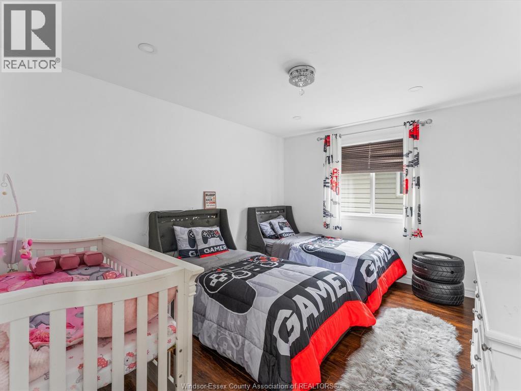 2408 WATERFORD AVENUE - 23