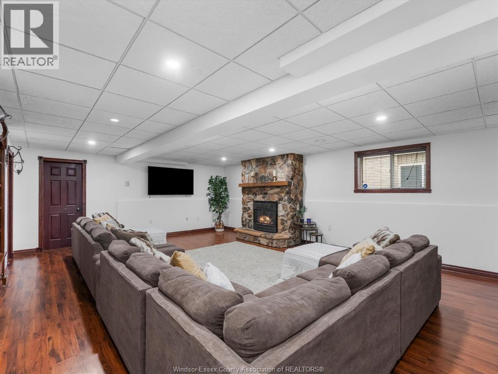 2408 WATERFORD AVENUE - 28