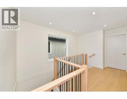 4317 Majestic Dr, Saanich, BC V8N3H1 Photo 24