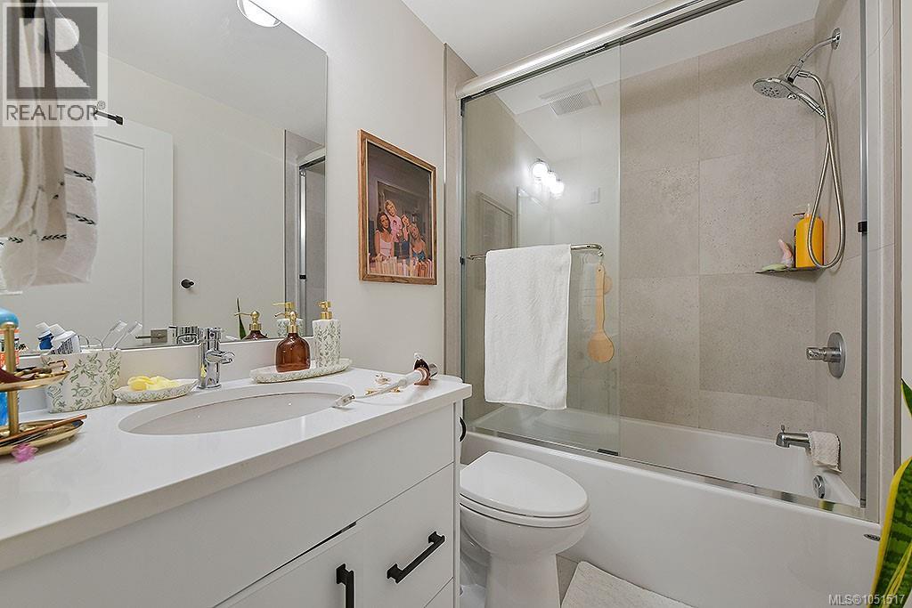 4317 Majestic Dr - Image 60