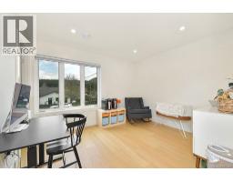 4317 Majestic Dr, Saanich, BC V8N3H1 Photo 32