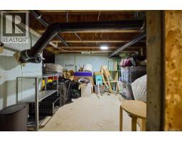 4317 Majestic Dr, Saanich, BC V8N3H1 Photo 49