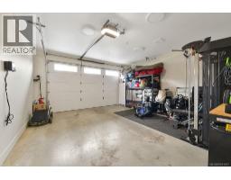 4317 Majestic Dr, Saanich, BC V8N3H1 Photo 53