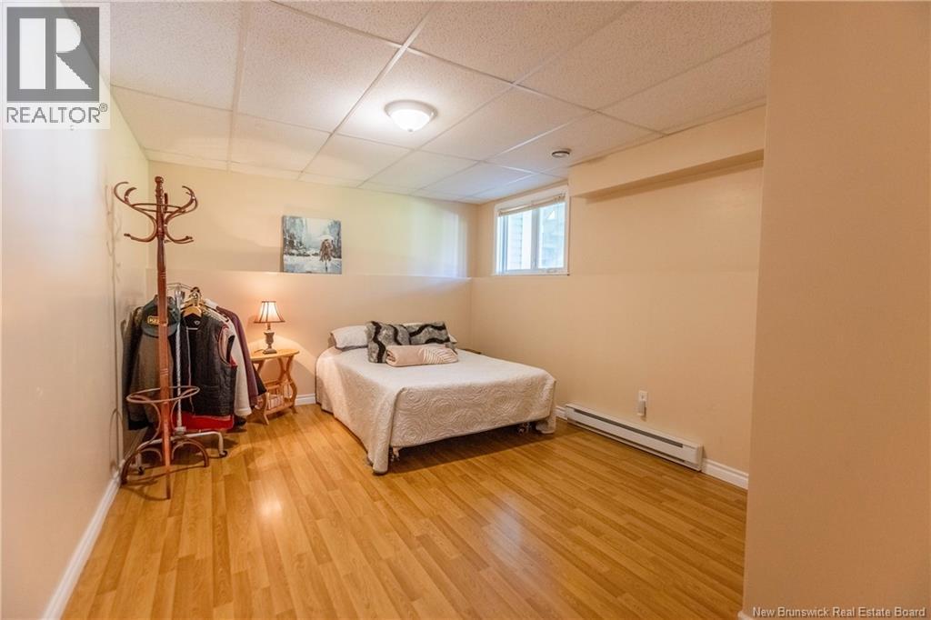 61 Fawcett Avenue - Image 26