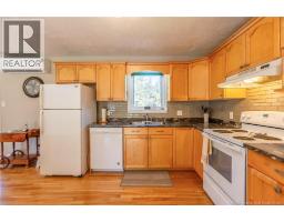Living room - 61 Fawcett Avenue, Sackville, NB E4L3X3 Photo 11