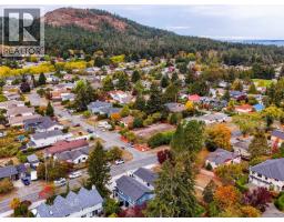4317 Majestic Dr, Saanich, BC V8N3H1 Photo 69