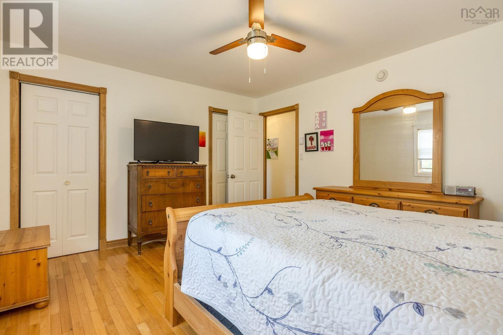 9147 201 Highway - Image 41