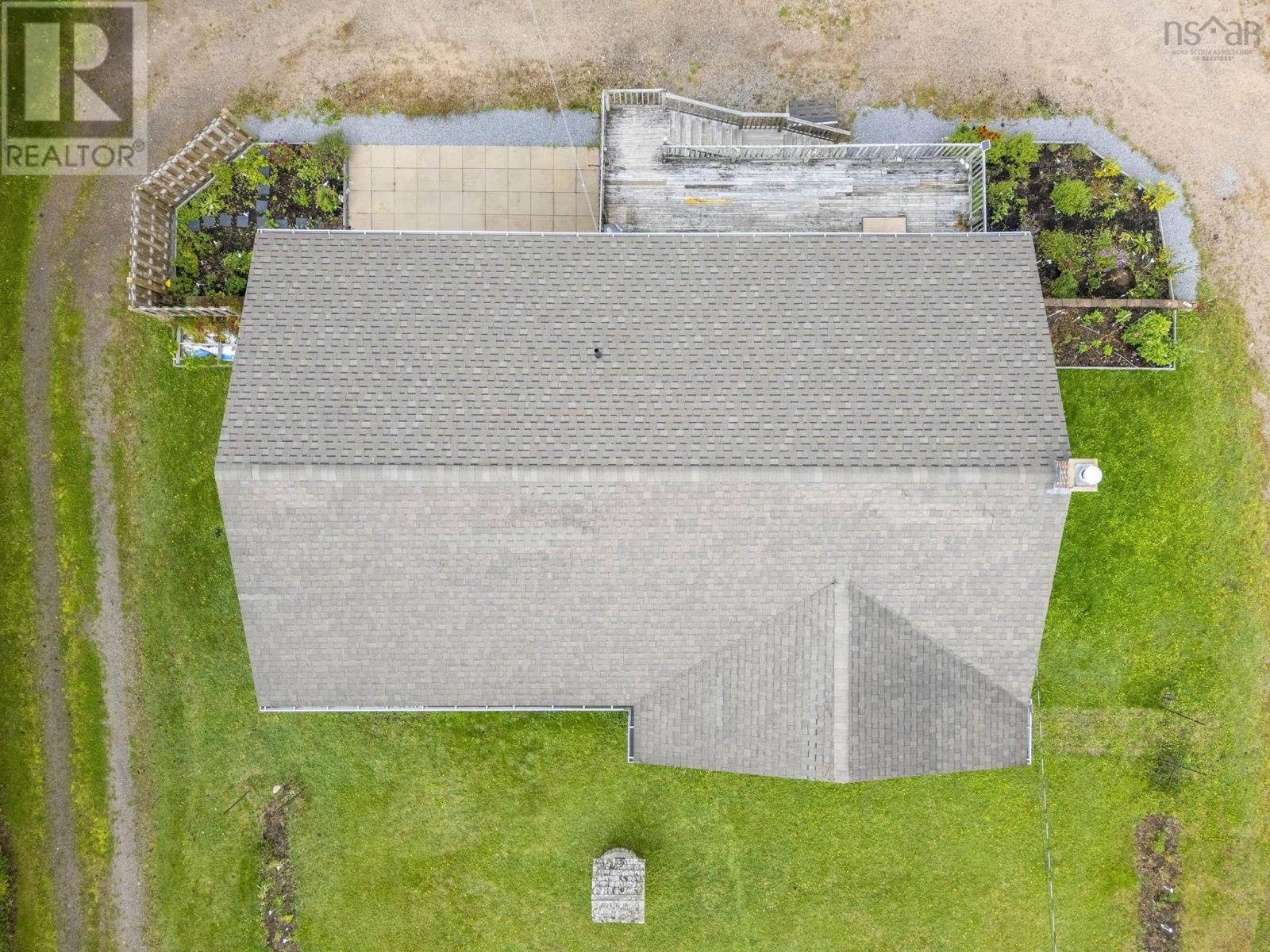 9147 201 Highway - Image 44