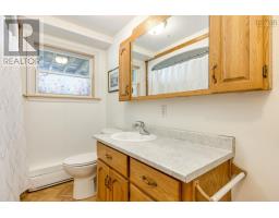 Family room - 9147 201 Highway, Nictaux, NS B0S1P0 Photo 8