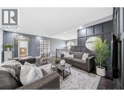 Living room/Fireplace - 1302 Deer Run Trail, Lakeshore, ON N0R1A0 Photo 8