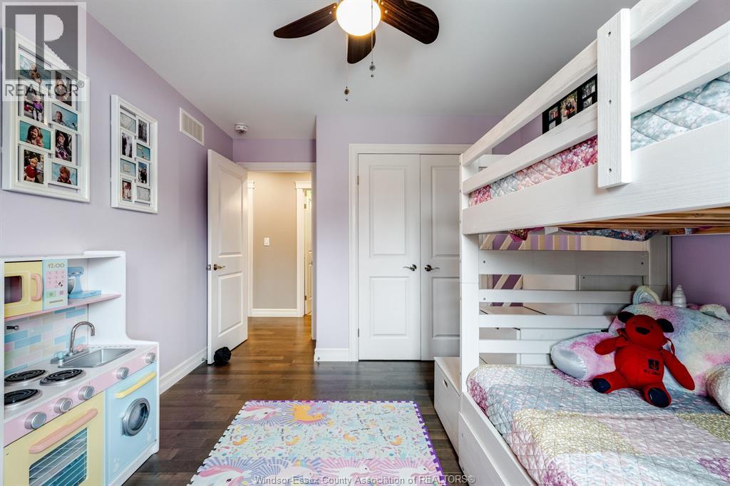 71 Conservation BOULEVARD - 21