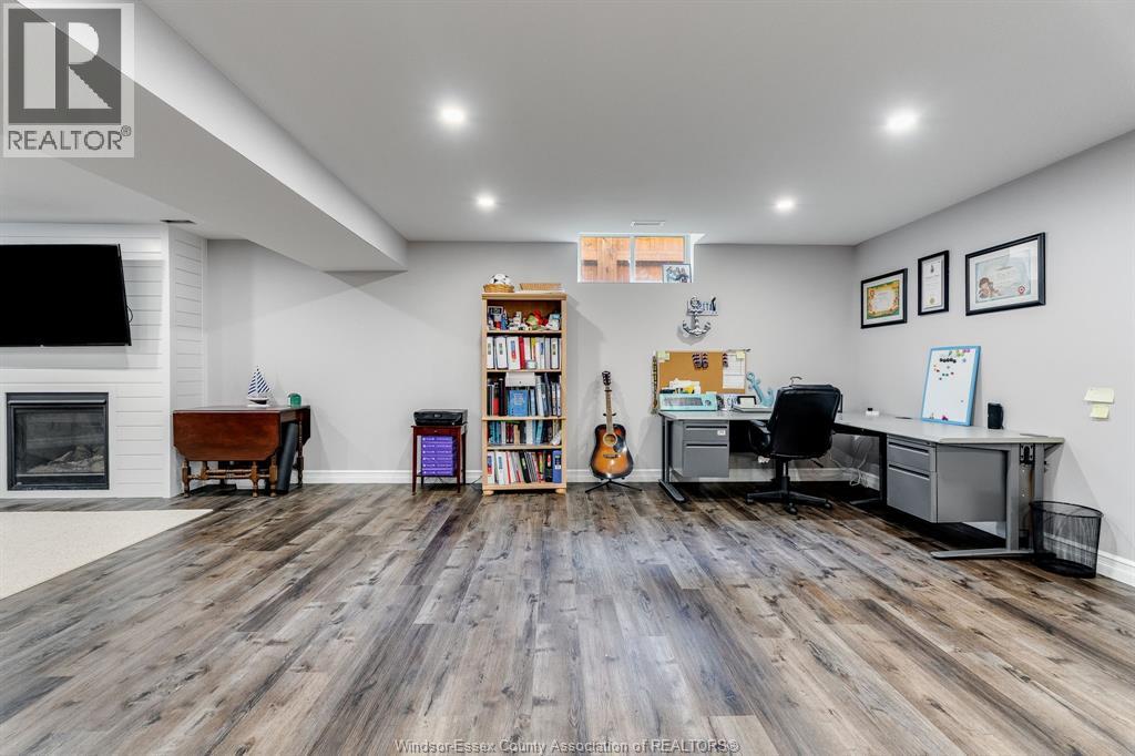 71 Conservation BOULEVARD - 28