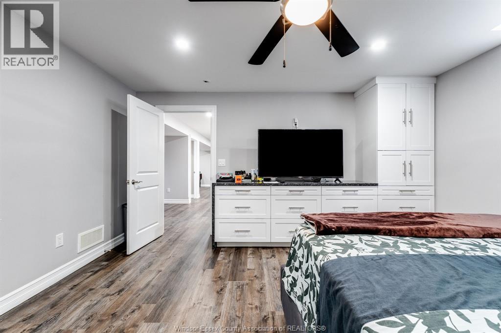 71 Conservation BOULEVARD - 32