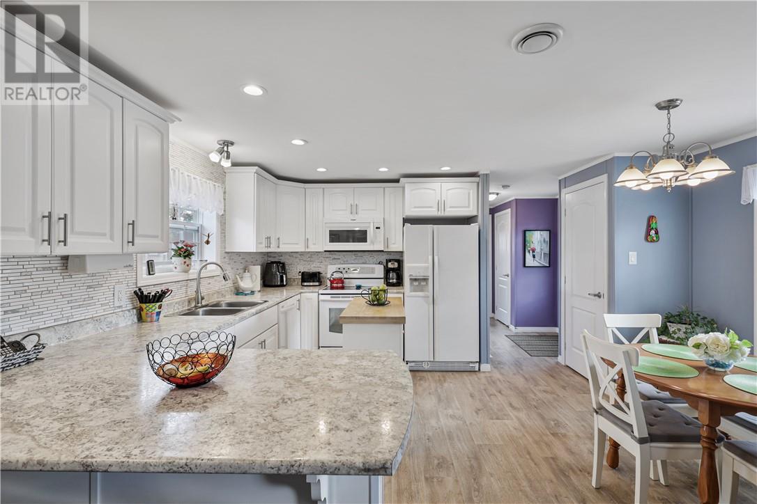 485 WOOD Street - 24