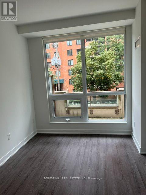 320 Tweedsmuir Avenue — photo 18