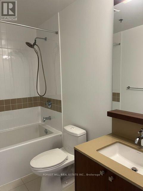 320 Tweedsmuir Avenue — photo 21