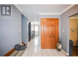 Living room - 480 Moss Rd, Sault Ste  Marie, ON P6A5K8 Photo 10