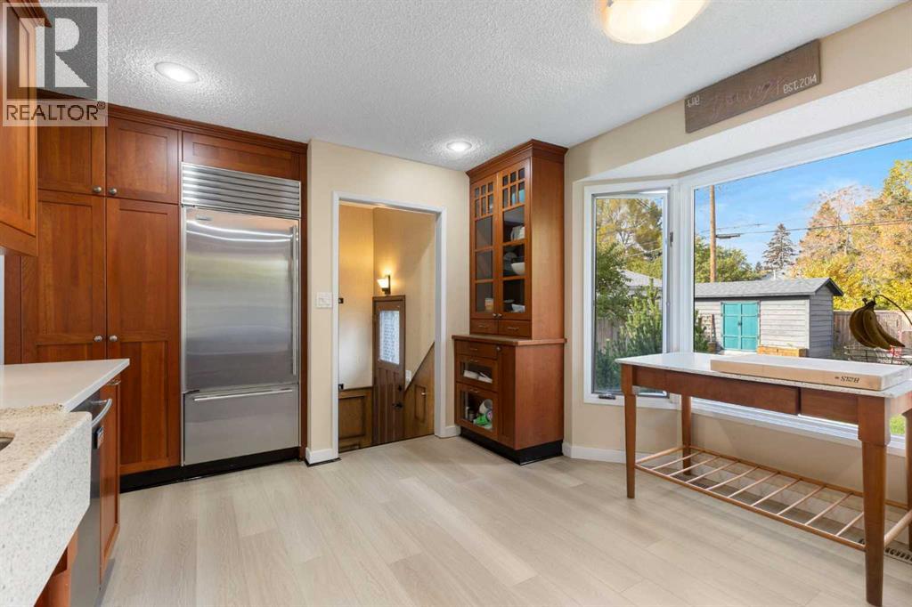 2320 58 Avenue SW - Image 19