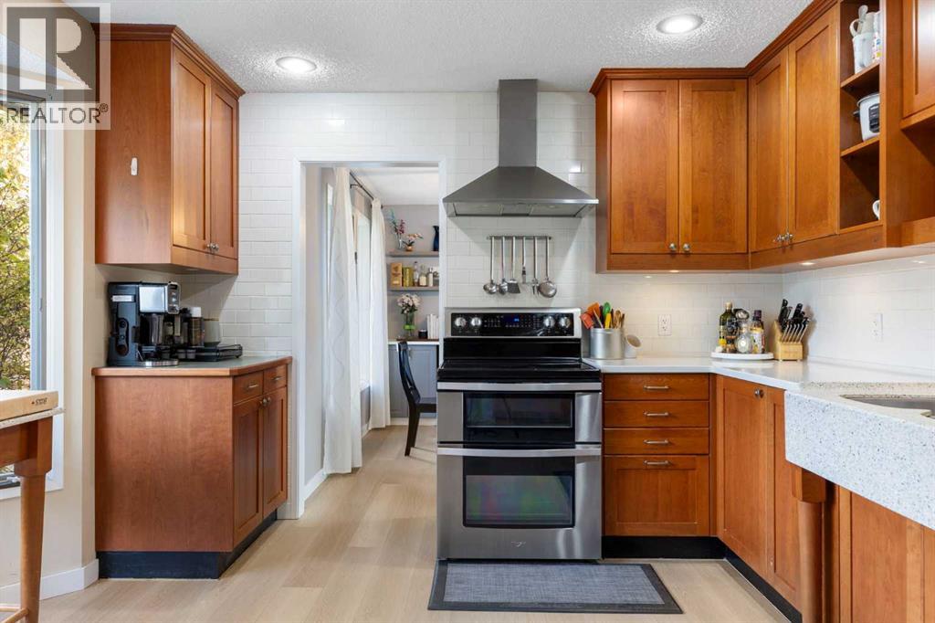 2320 58 Avenue SW - Image 20