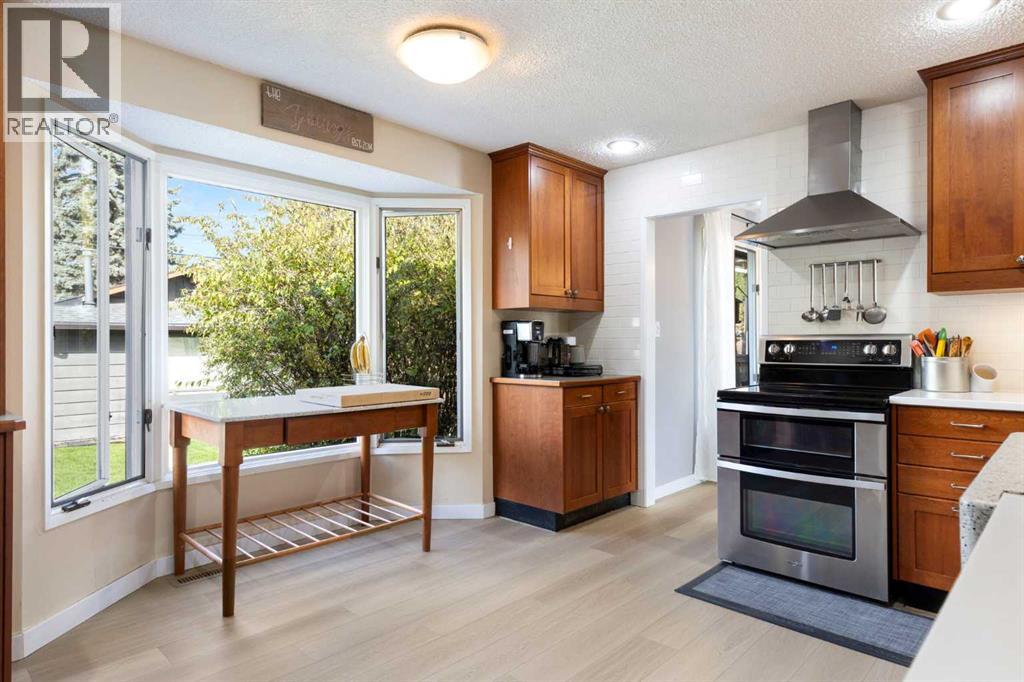 2320 58 Avenue SW - Image 23