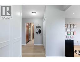 2320 58 Avenue Sw, Calgary, AB T3E1N5 Photo 12