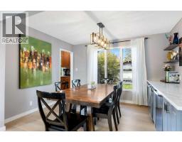 2320 58 Avenue Sw, Calgary, AB T3E1N5 Photo 16