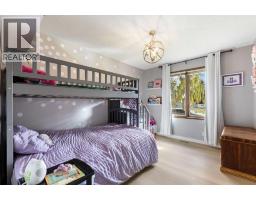 2320 58 Avenue Sw, Calgary, AB T3E1N5 Photo 24