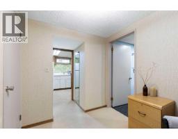 2320 58 Avenue Sw, Calgary, AB T3E1N5 Photo 37