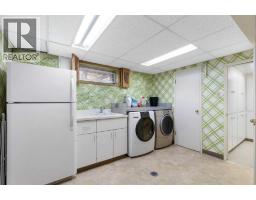 2320 58 Avenue Sw, Calgary, AB T3E1N5 Photo 40