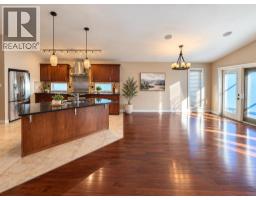 497 Edinburgh Road W - photo 3