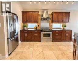 497 Edinburgh Road W - photo 5