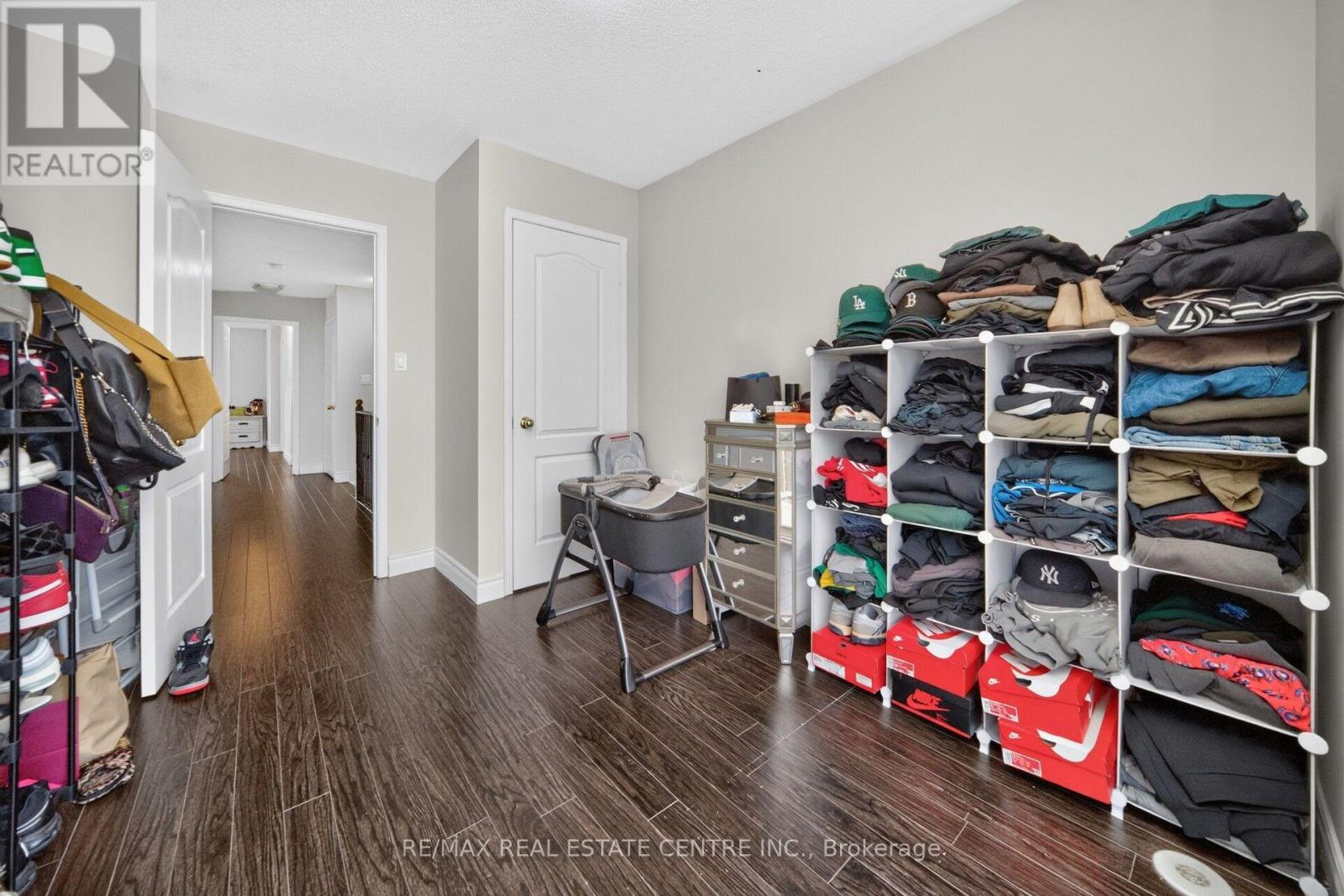 3335 Thomas Street East — photo 30