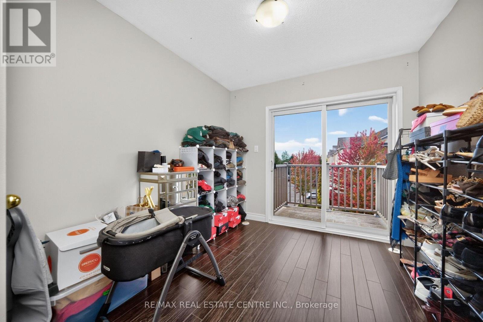 3335 Thomas Street East — photo 31