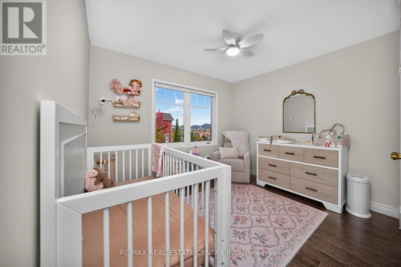 3335 Thomas Street East — photo 28