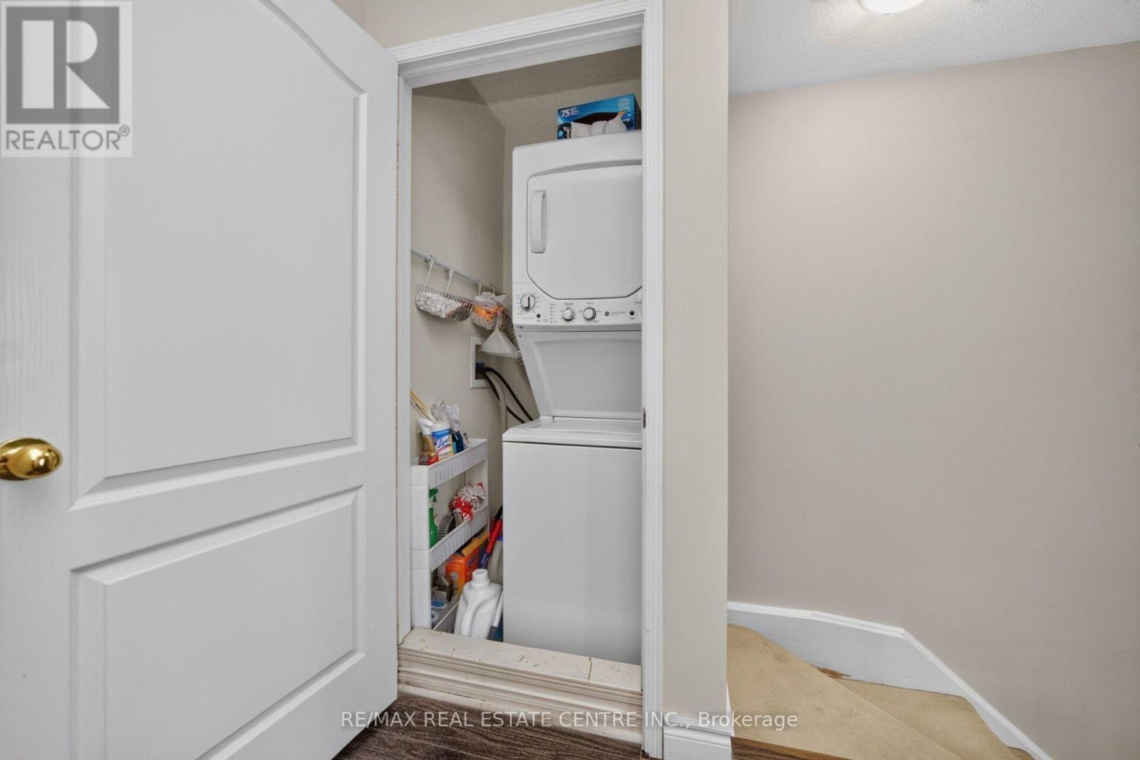 3335 Thomas Street East — photo 32