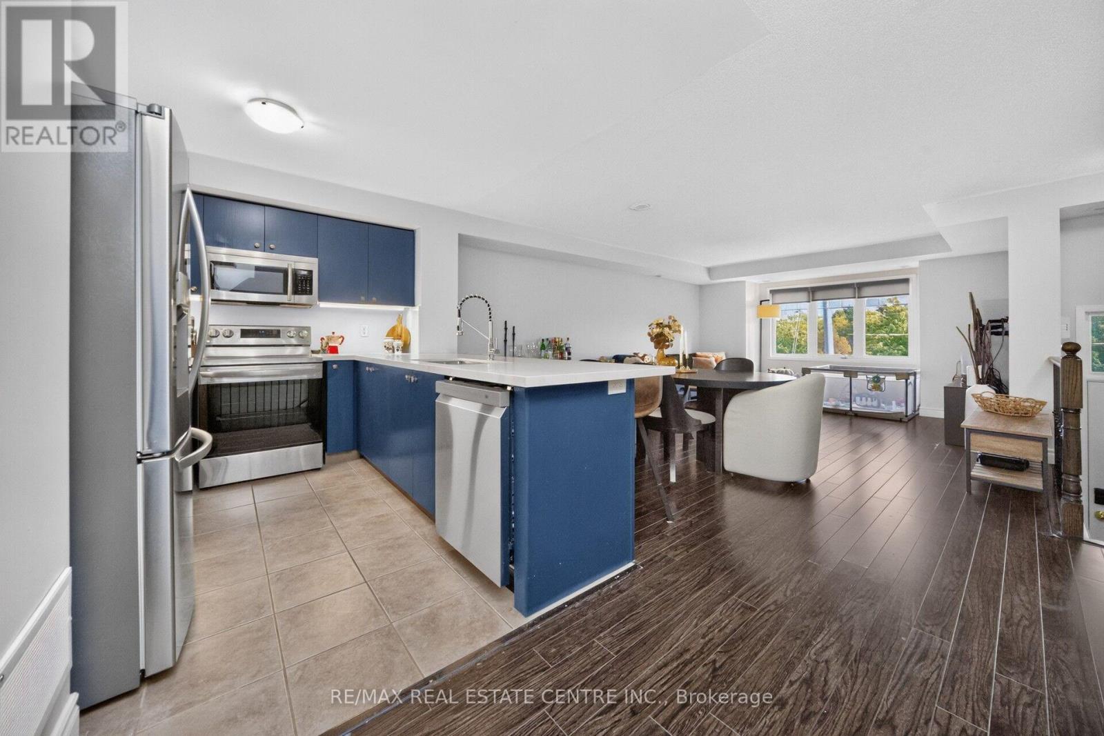 3335 Thomas Street East — photo 10