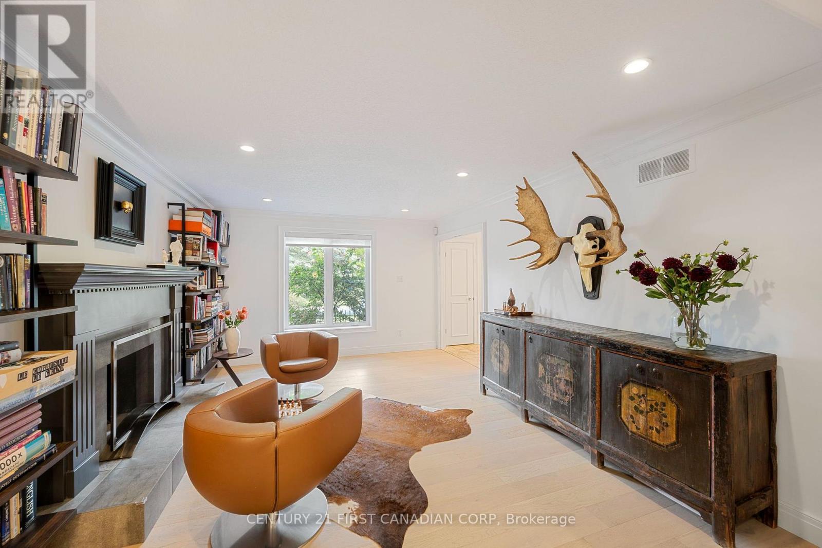 86 TOBIN COURT - Image 18