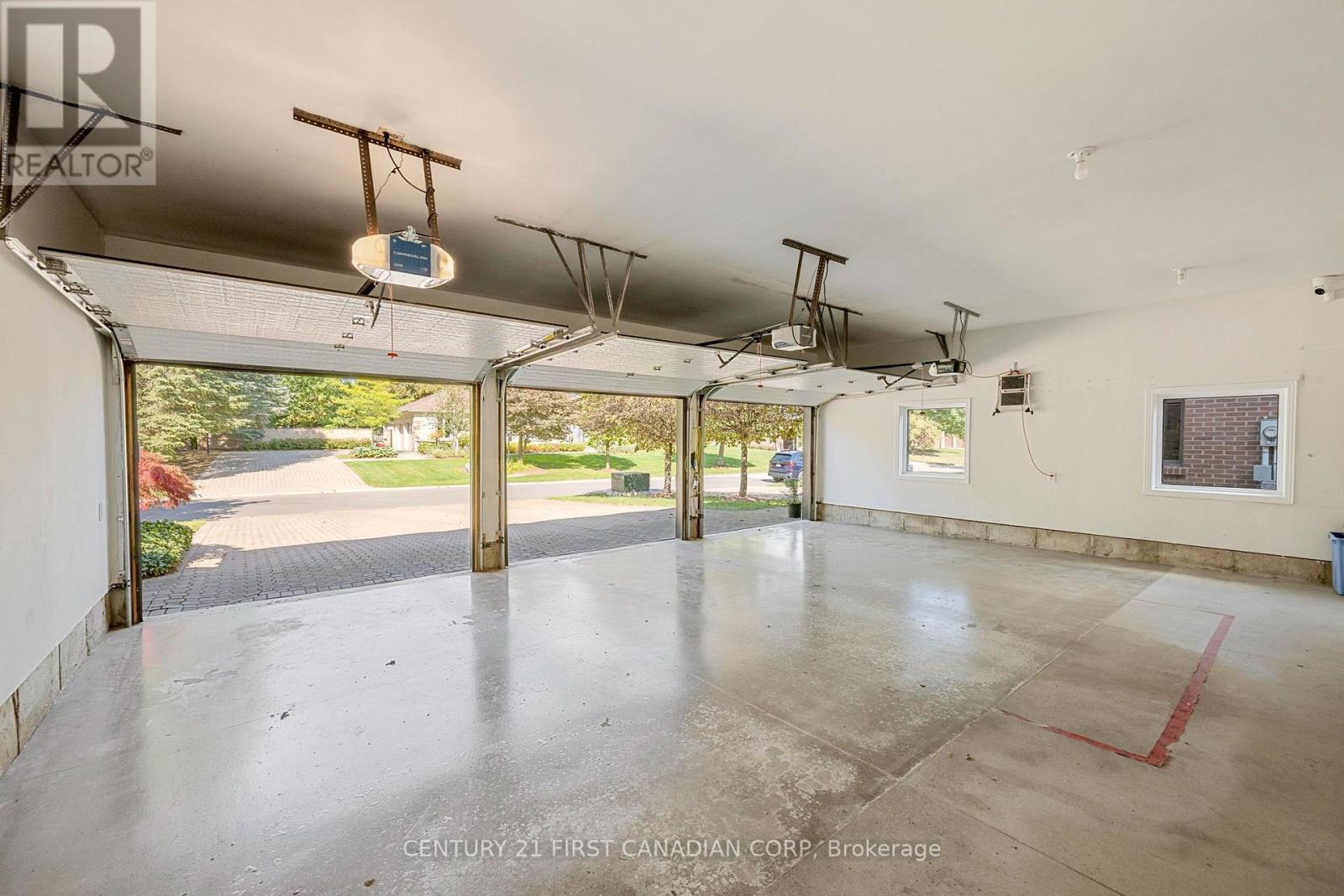 86 TOBIN COURT - Image 46
