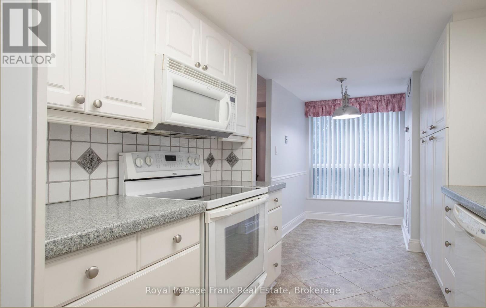 213- 712 Rossland Road East, Whitby, ON photo 10