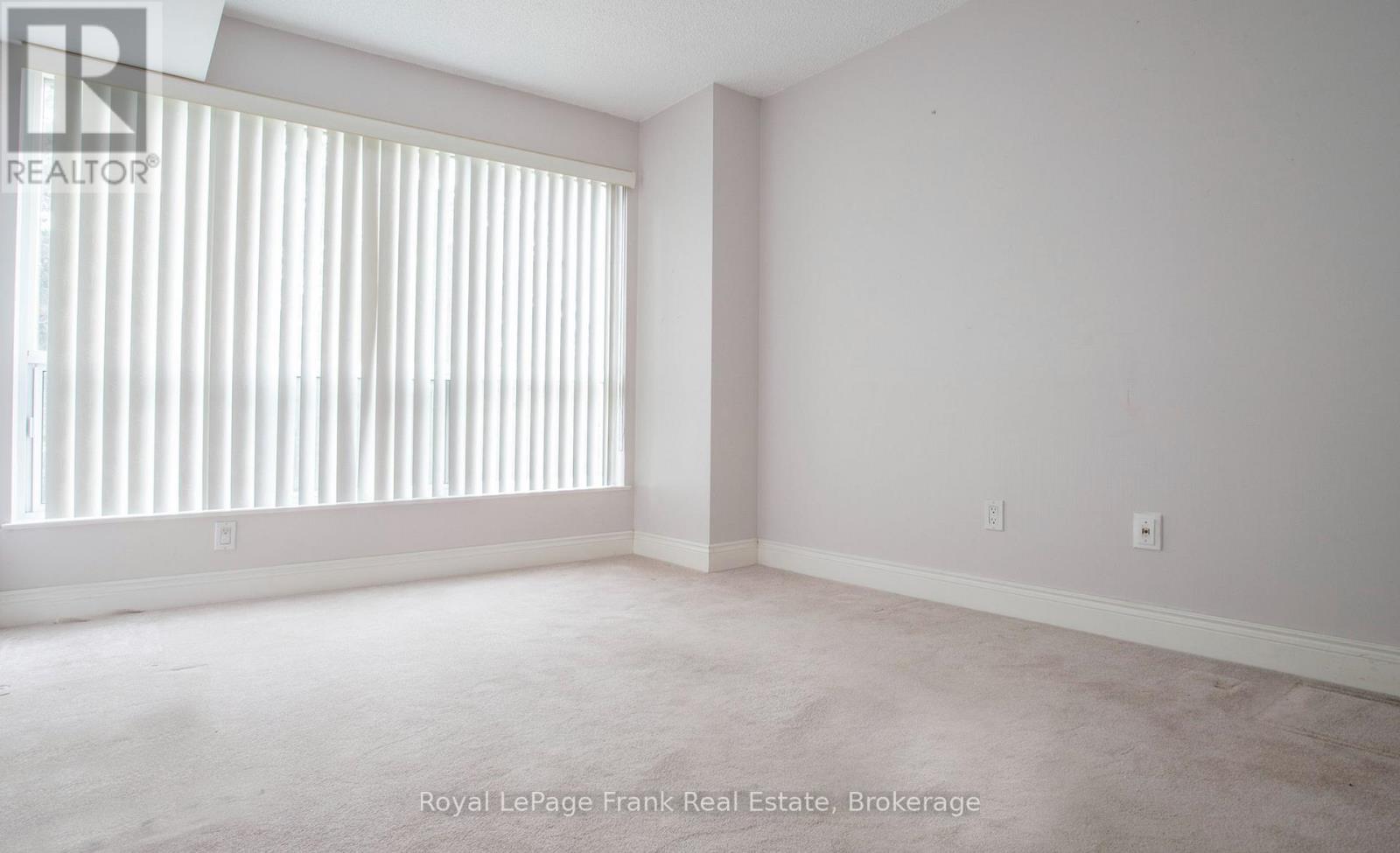 #213 712 ROSSLAND ROAD E - 17