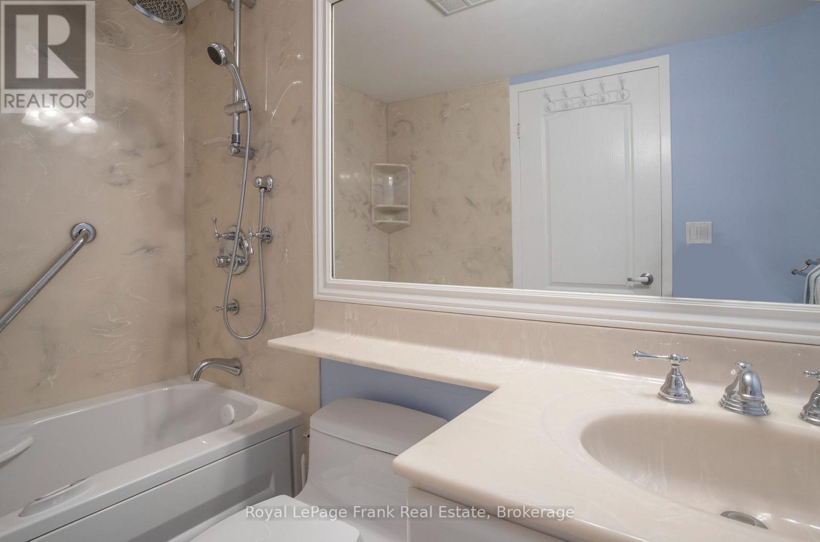 213- 712 Rossland Road East, Whitby, ON photo 22