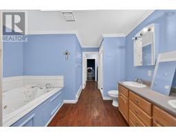 36 Bradmoor Crescent Crescent, Sydney River, NS B1S3J6 Photo 28