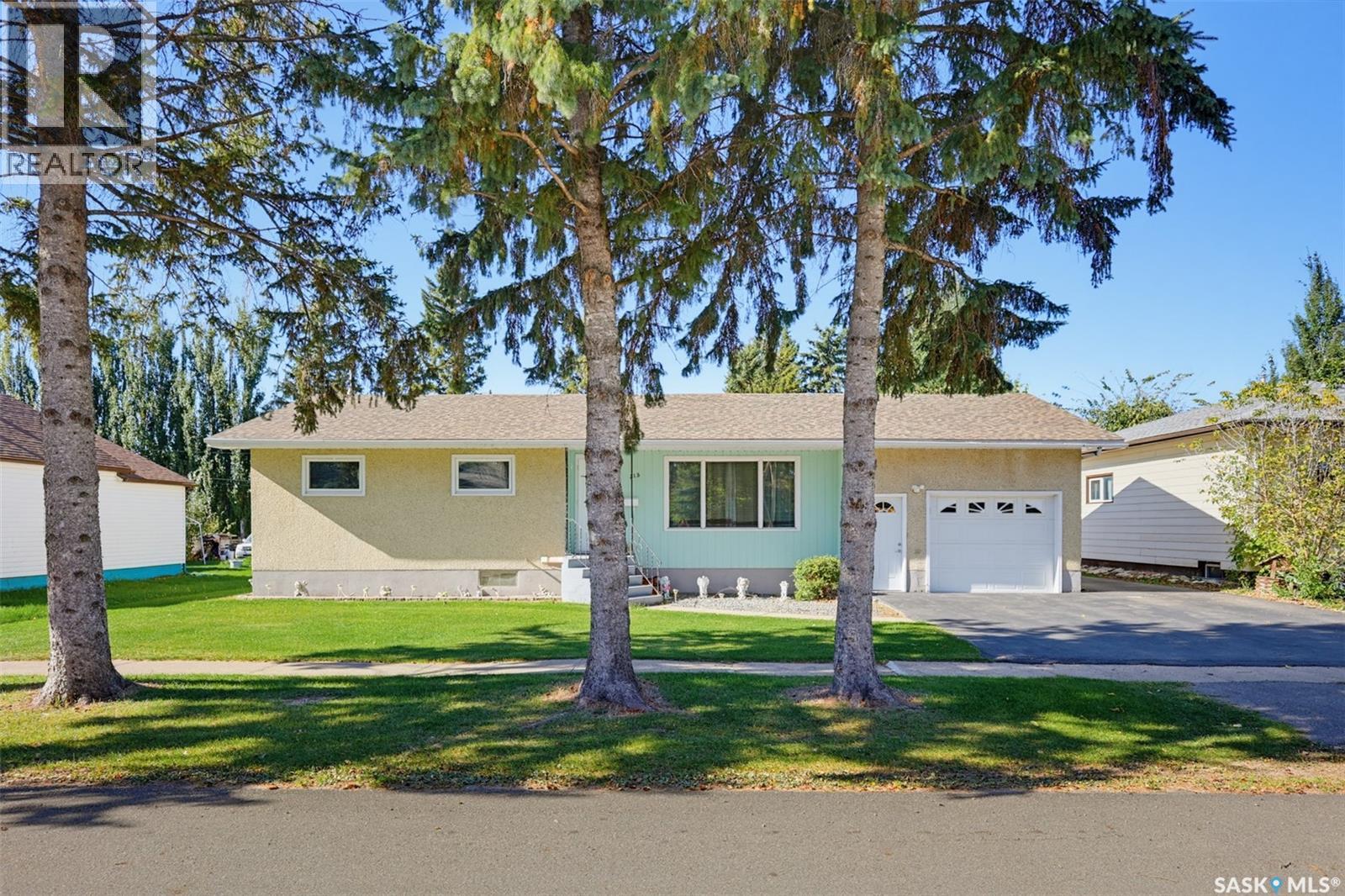 313 4TH AVENUE - 1