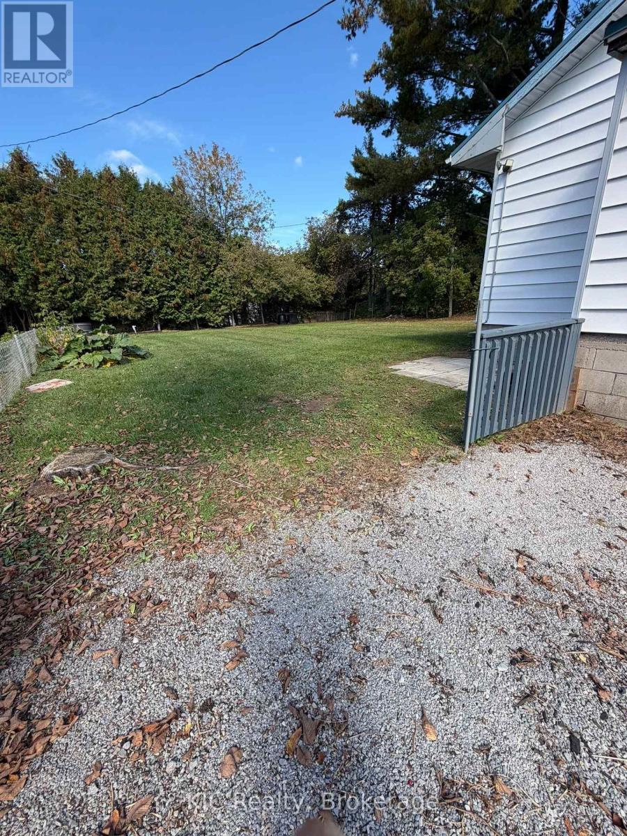 14 ALFRED STREET W - 23
