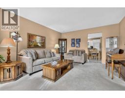 Primary Bedroom - 172 Queensland Road Se, Calgary, AB T2J3S2 Photo 8