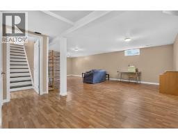 172 Queensland Road Se, Calgary, AB T2J3S2 Photo 28