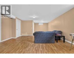 172 Queensland Road Se, Calgary, AB T2J3S2 Photo 36