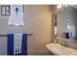 Bathroom - 121 - 1924 Cedarhollow Boulevard, London North, ON N5X0K3 Photo 10